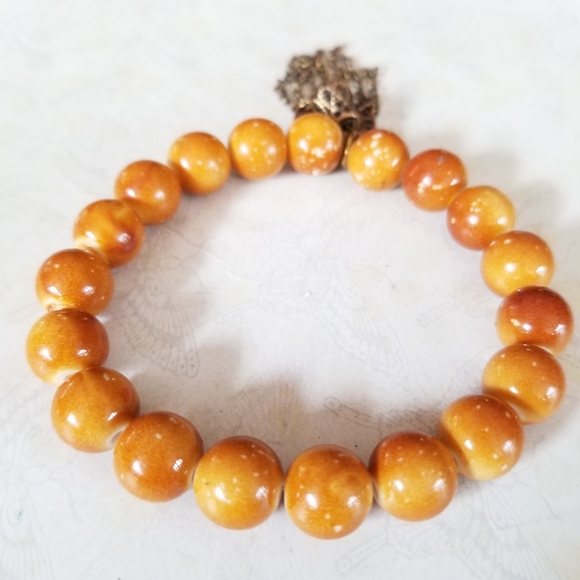 Hand Crafted Boho Beaded Gold Tone Charm Stretch Bracelet - Picture 12 of 16